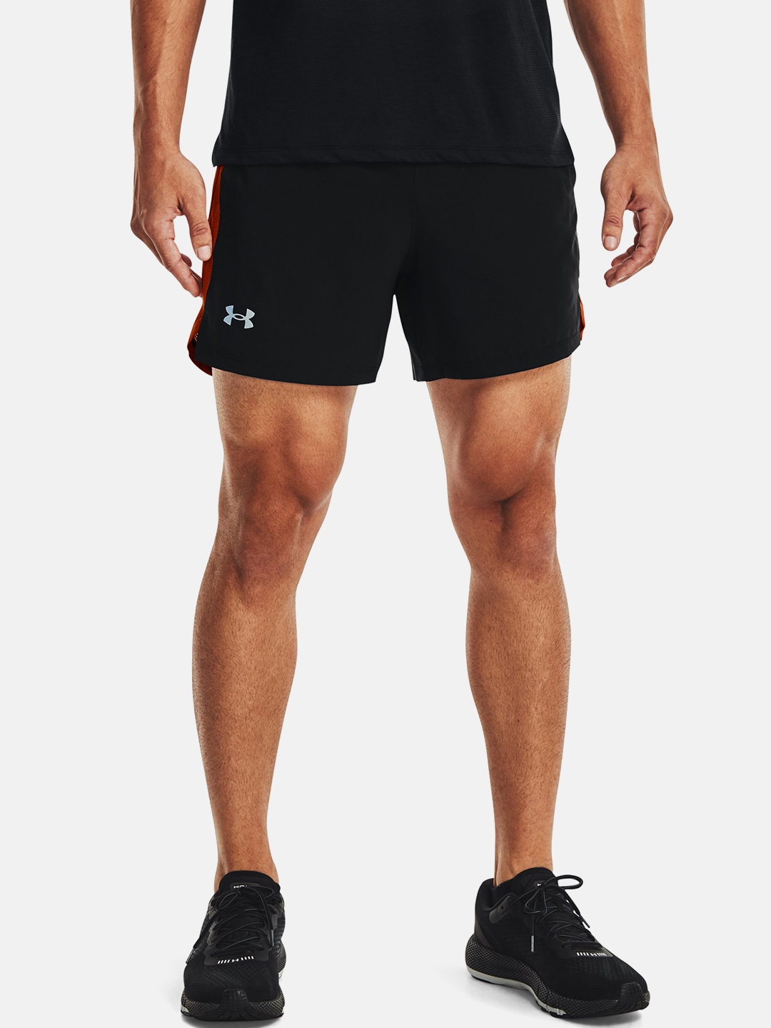 

UNDER ARMOUR Men Black Launch Run 5" Shorts