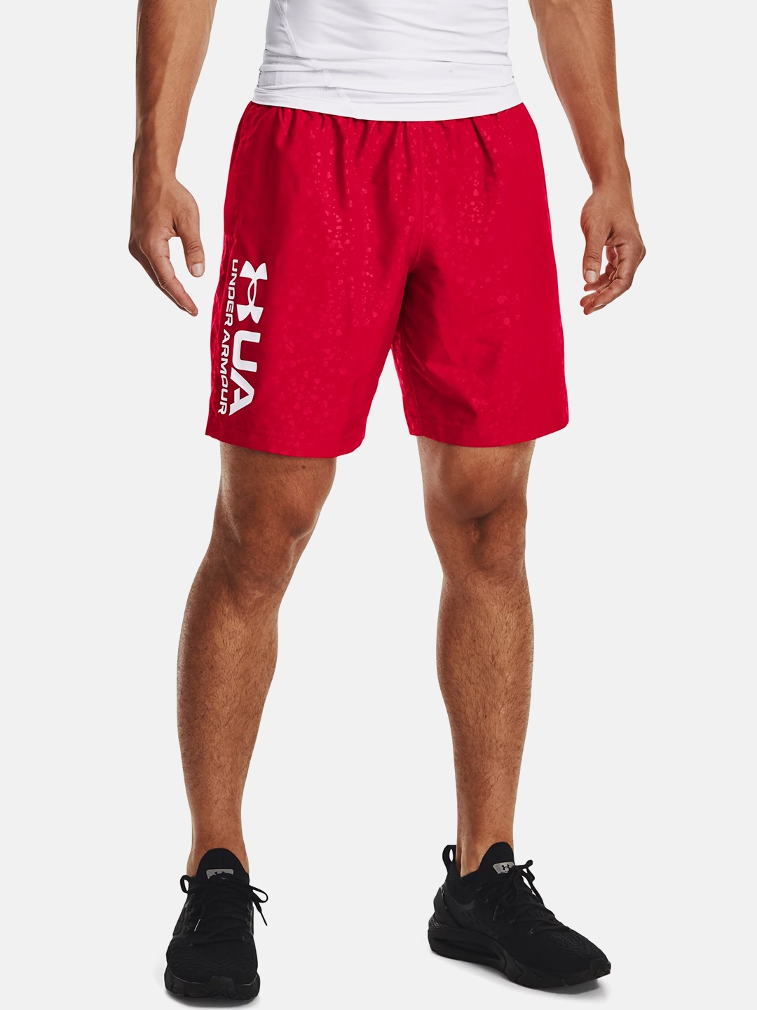 

UNDER ARMOUR Men Red Printed Training Woven Emboss Sports Shorts