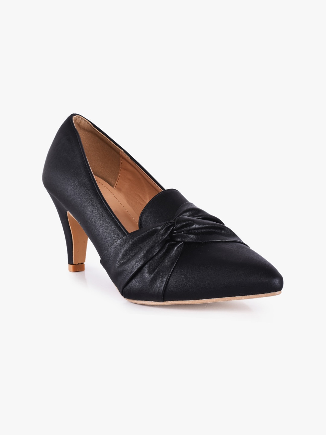 

BuckleUp Women Black Textured Kitten Pumps with Bows