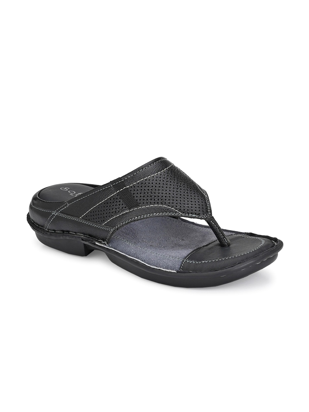 

SOFTIO Men Black Textured Comfort Sandals