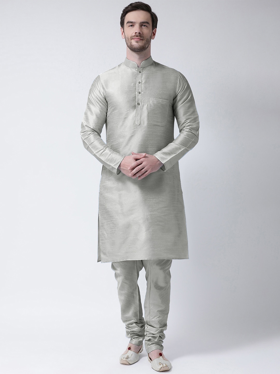 

SG LEMAN Men Silver-Toned Layered Raw Silk Kurta with Pyjamas