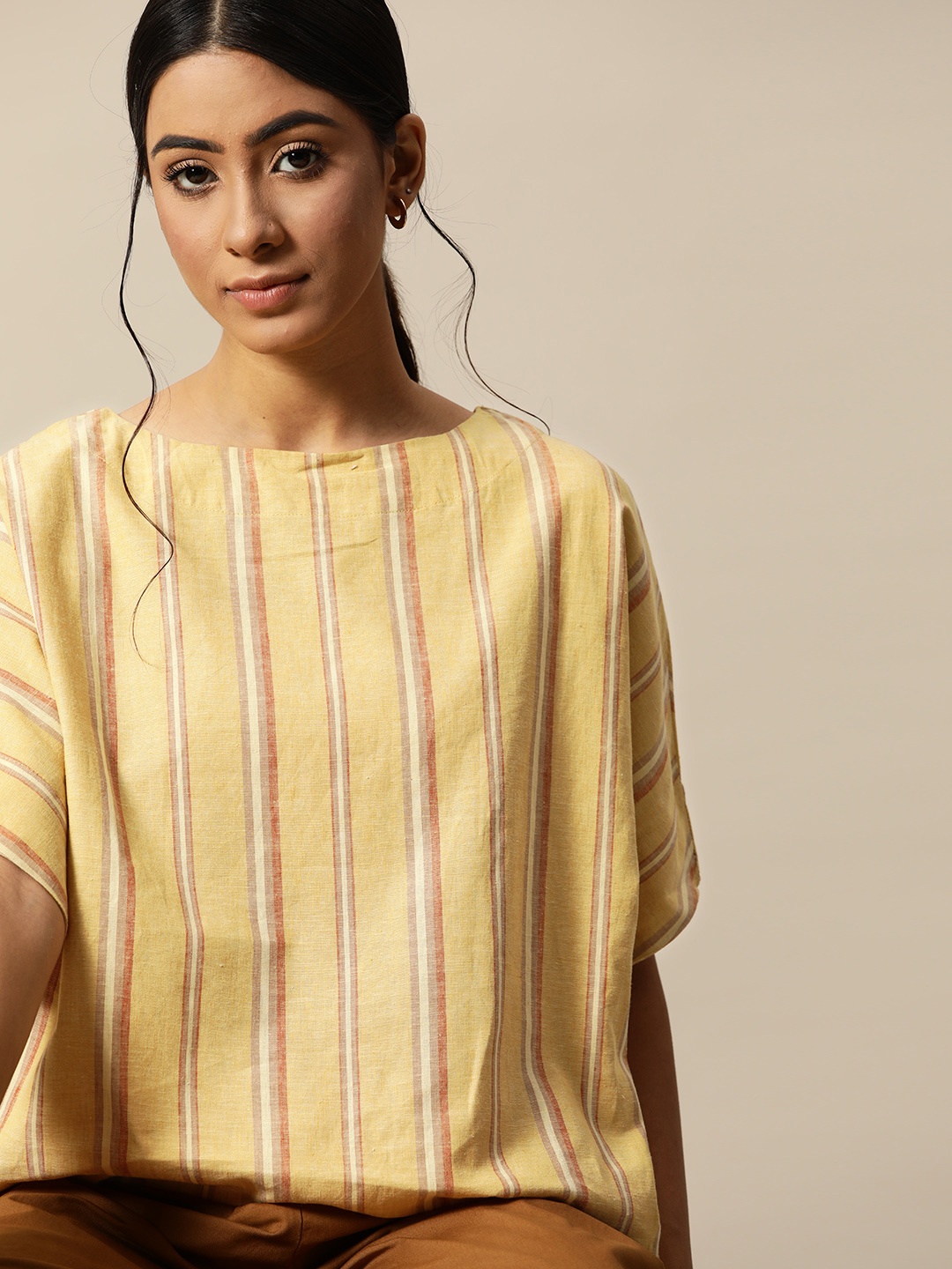 

BOWER Mustard Yellow and Rust Orange Extended Sleeves Linen Cotton Top