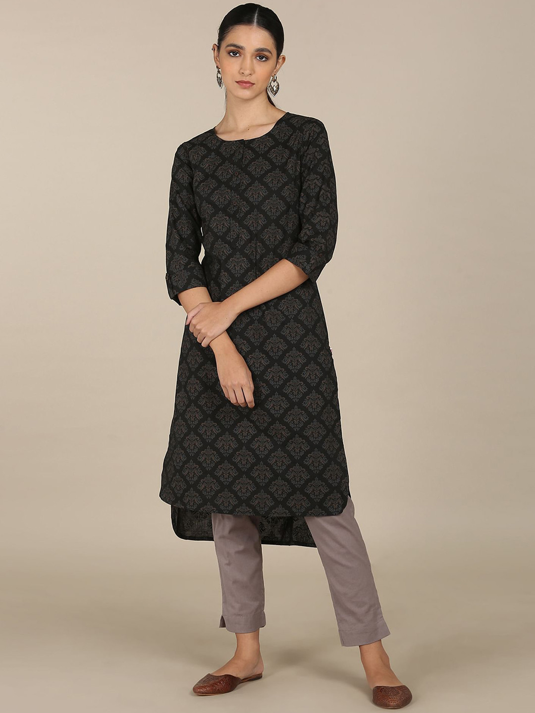 

Karigari Women Black Ethnic Motifs Printed Cotton Kurta