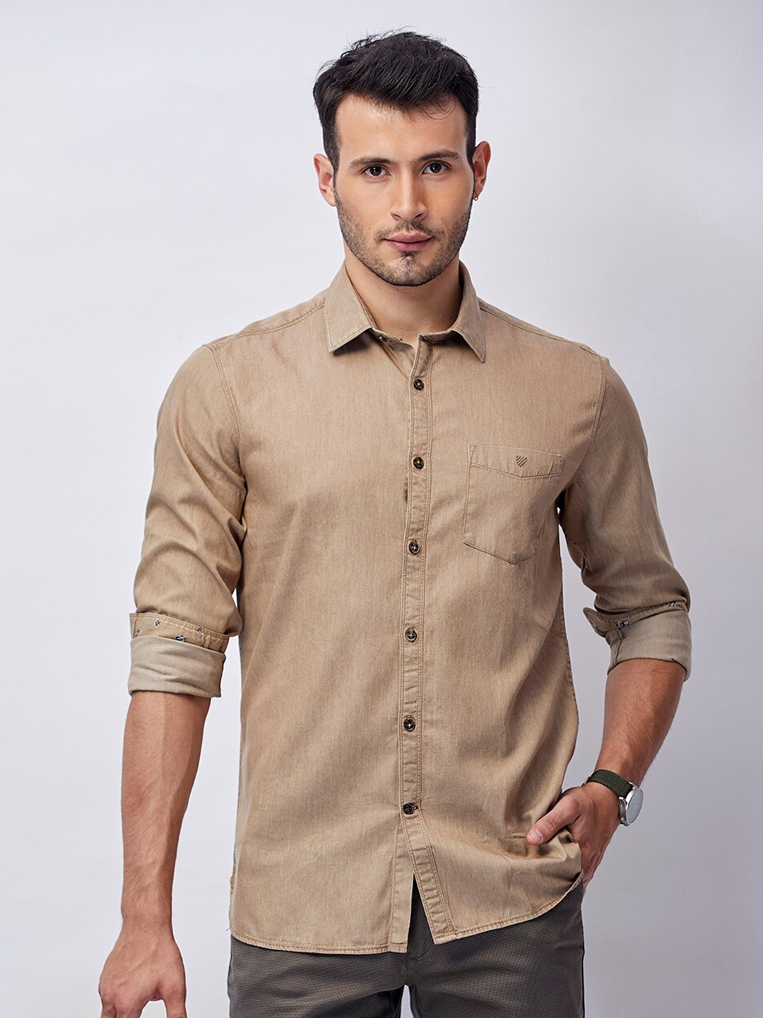 

J Hampstead Men Beige Classic Slim Fit Casual Shirt