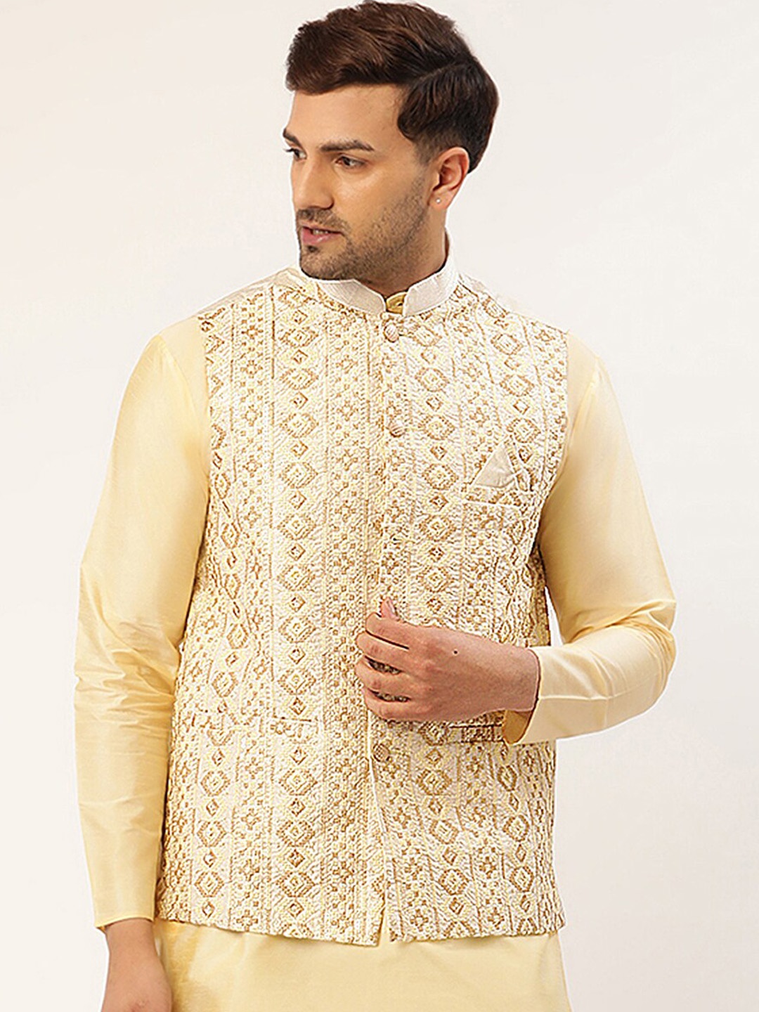 

Jompers Men White & Gold-Coloured Embroidered Nehru Jacket