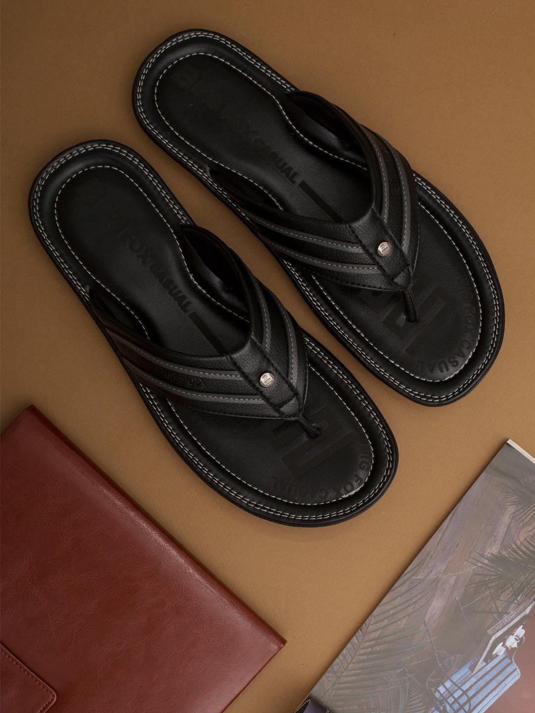 

Big Fox Men Black Solid Thong Flip Flops