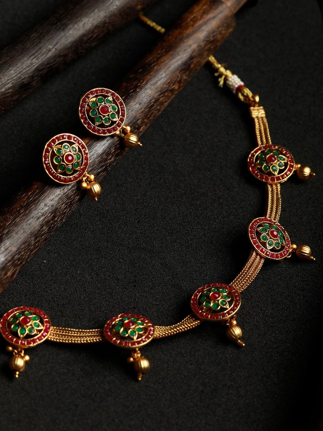 

Priyaasi Gold-Toned Green & Pink Gold-Plated Brass Jewellery Set
