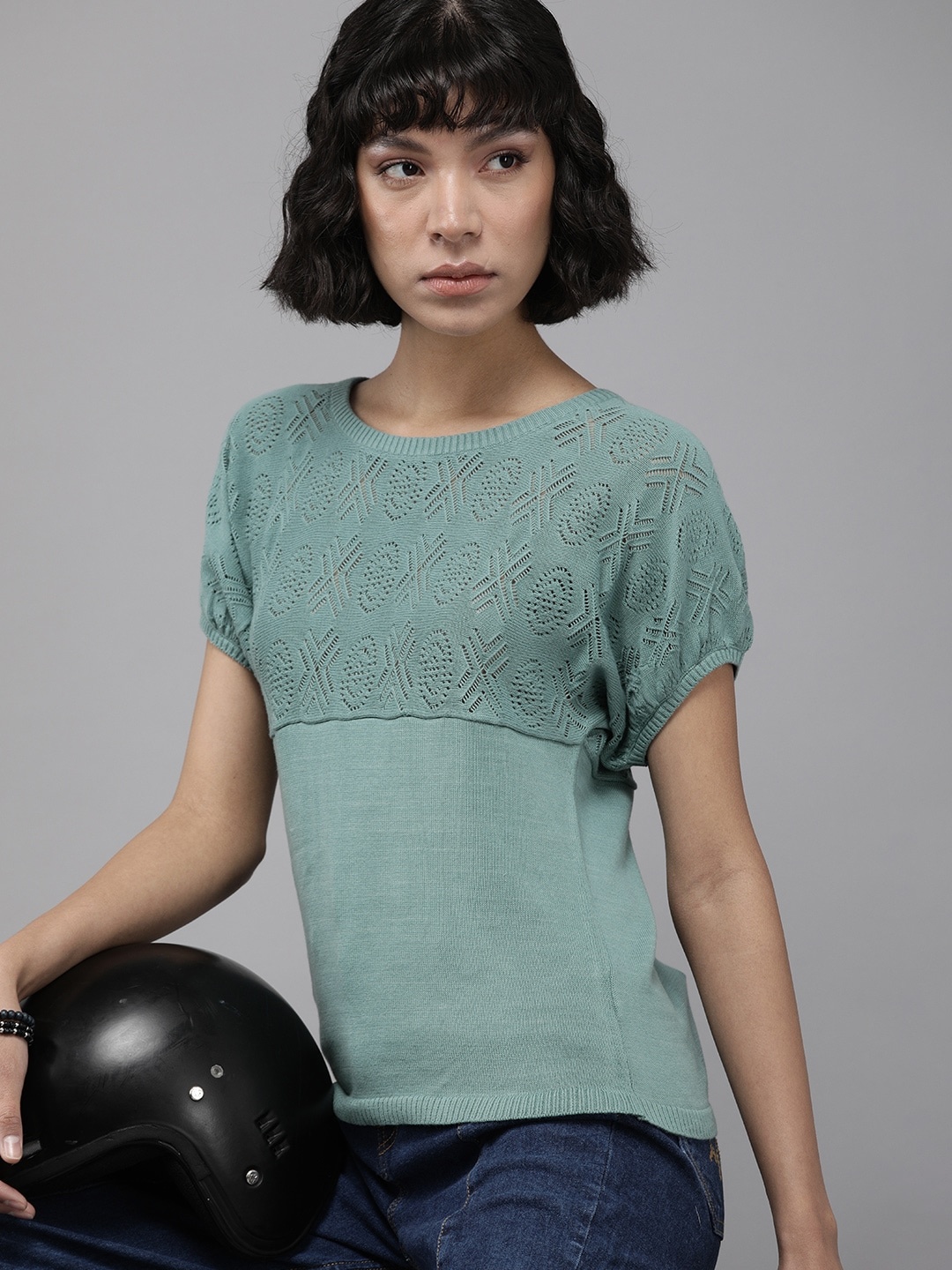 

Roadster Green Extended Sleeves Top