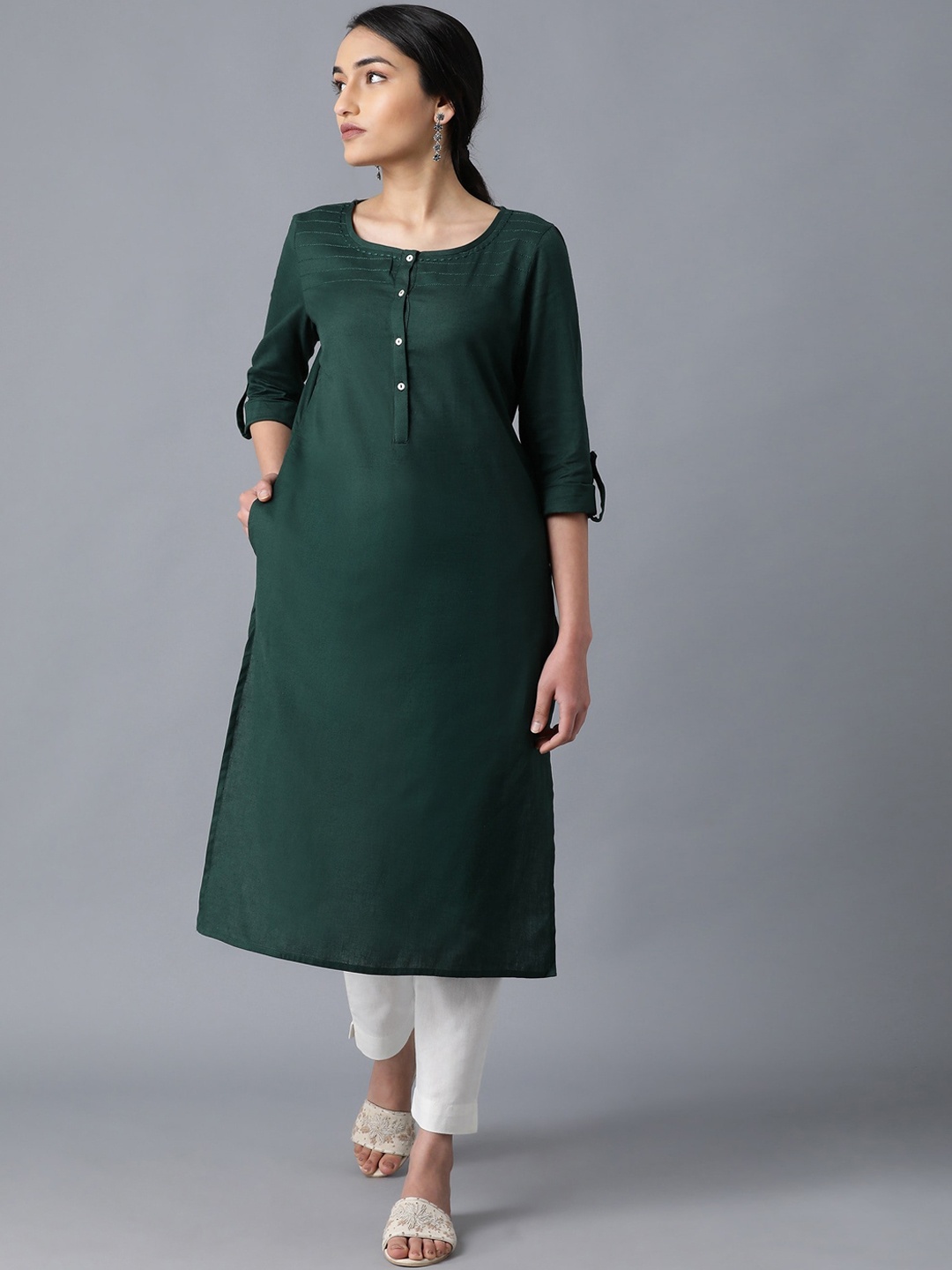 

W Women Green Solid Round Neck Thread Work A-line Kurta