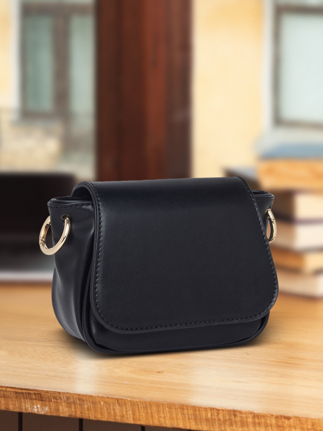 

20Dresses Black PU Structured Sling Bag With Detachable String