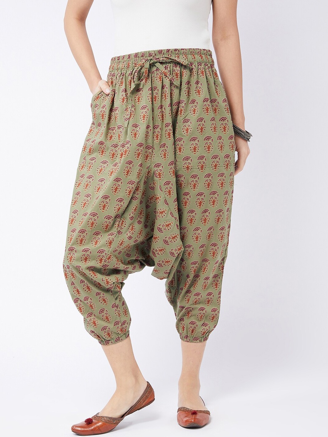 

InWeave Women Green & Brown Printed Cropped Harem Pant