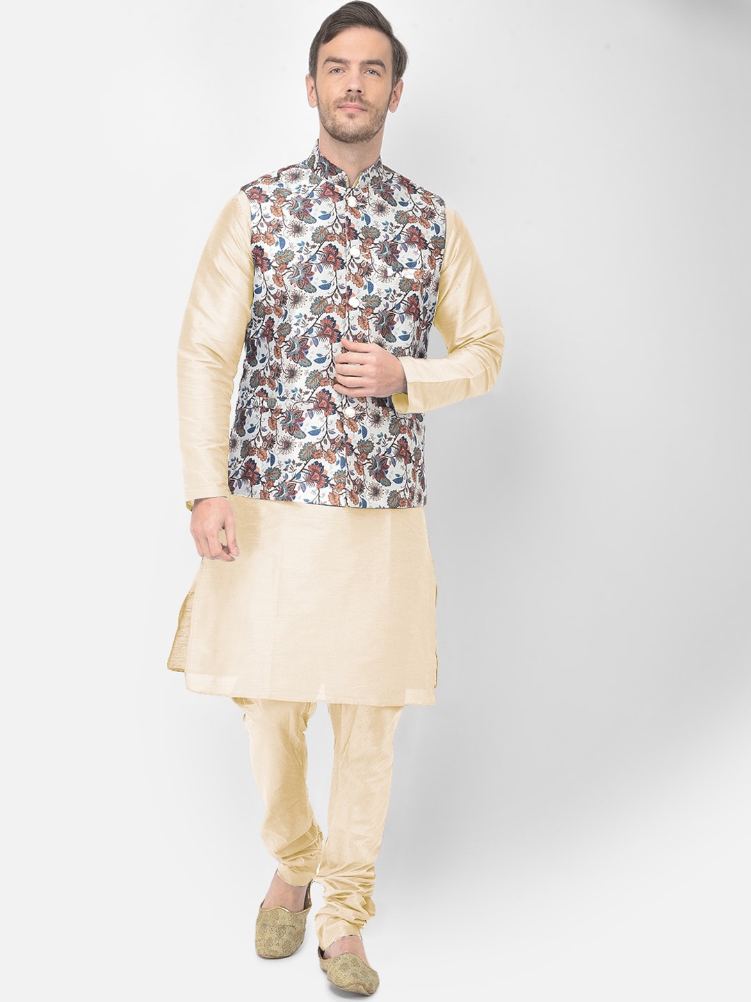 

SG LEMAN Men Beige Solid Mandarin Collar Raw Silk Kurta with Churidar & Nehru Jacket