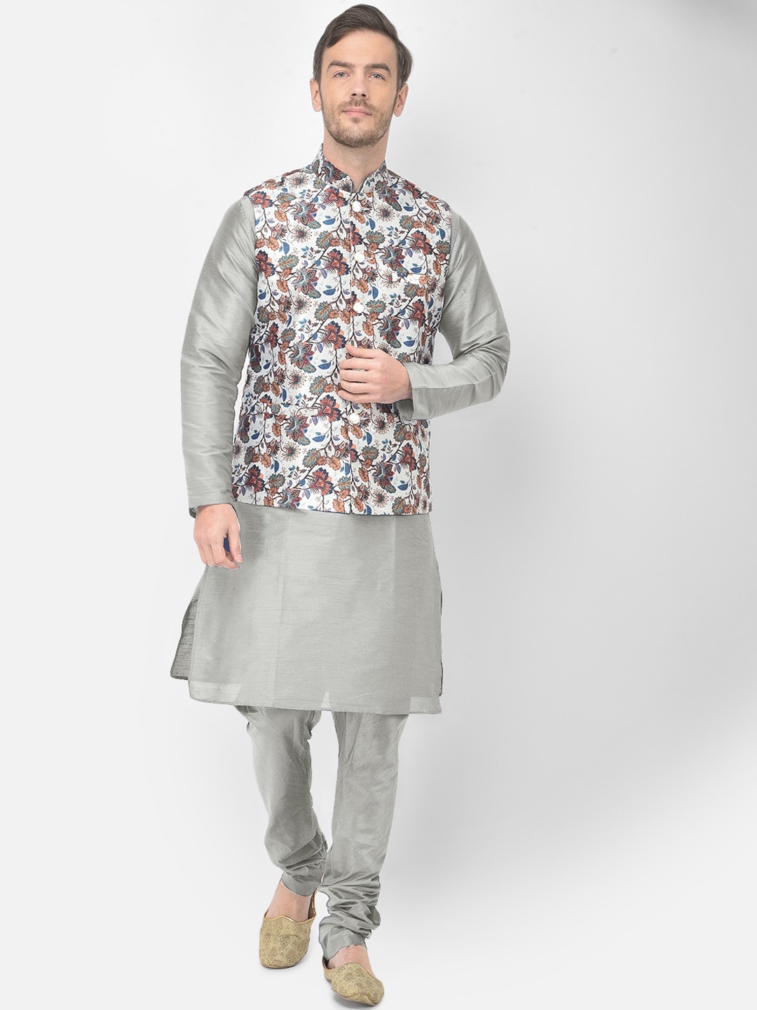 

SG LEMAN Men Silver-Toned Floral Printed Raw Silk Kurta with Churidar
