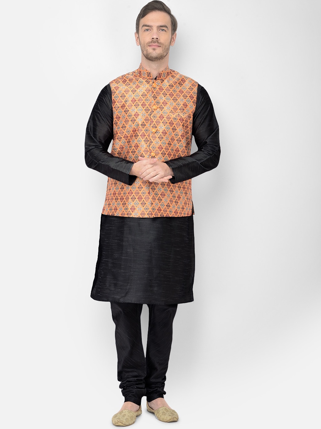 

SG LEMAN Men Black Solid Raw Silk Kurta & Churidar With Nehru Jacket