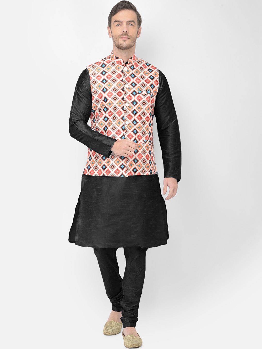 

SG LEMAN Men Black Raw Silk Kurta with Churidar