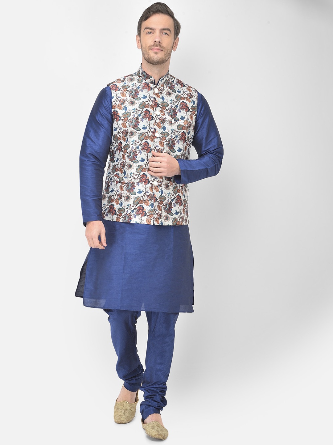 

SG LEMAN Men Blue & White Raw Silk Kurta with Churidar & Jacket