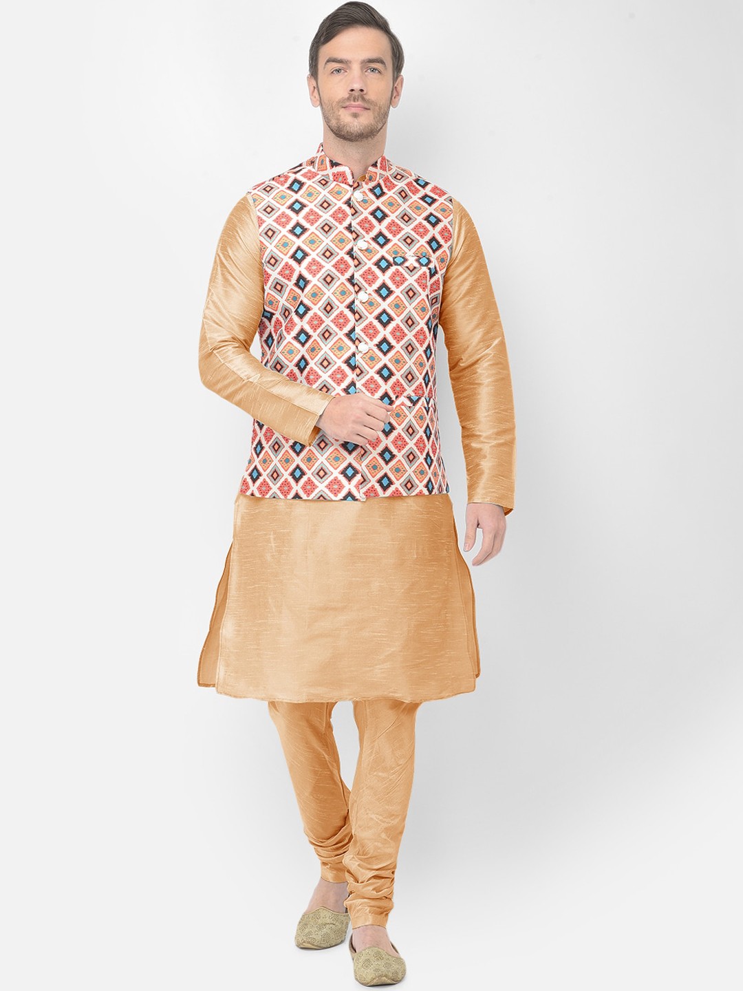 

SG LEMAN Men Gold-Toned Printed Raw Silk Kurta with Churidar