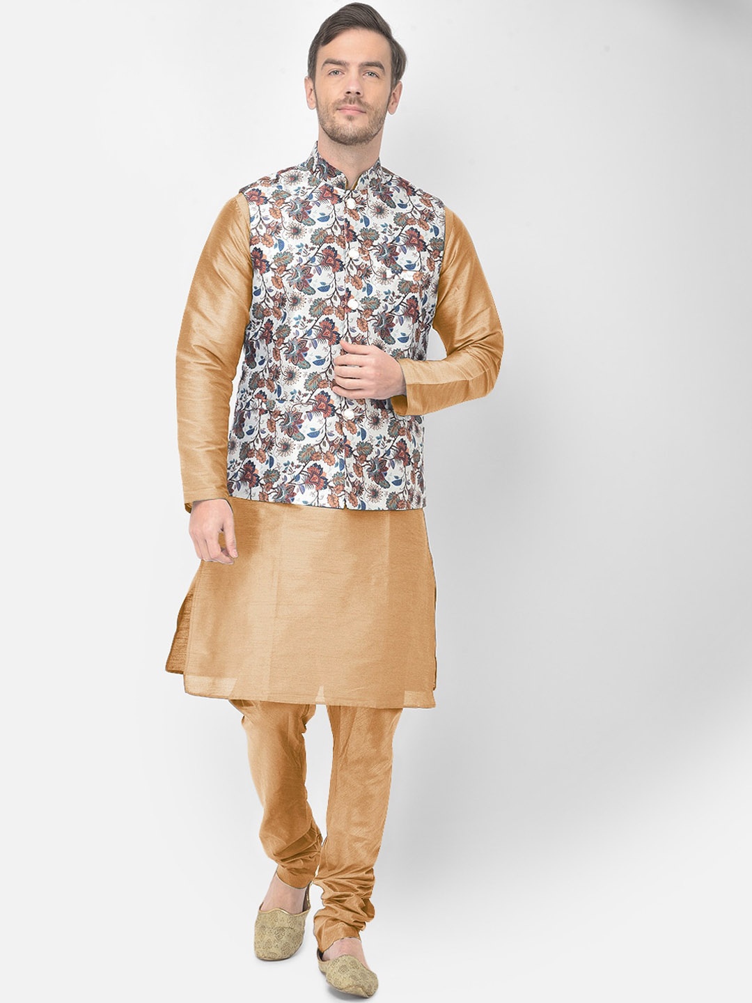 

SG LEMAN Men Gold-Toned & White Raw Silk Kurta with Churidar & Jacket