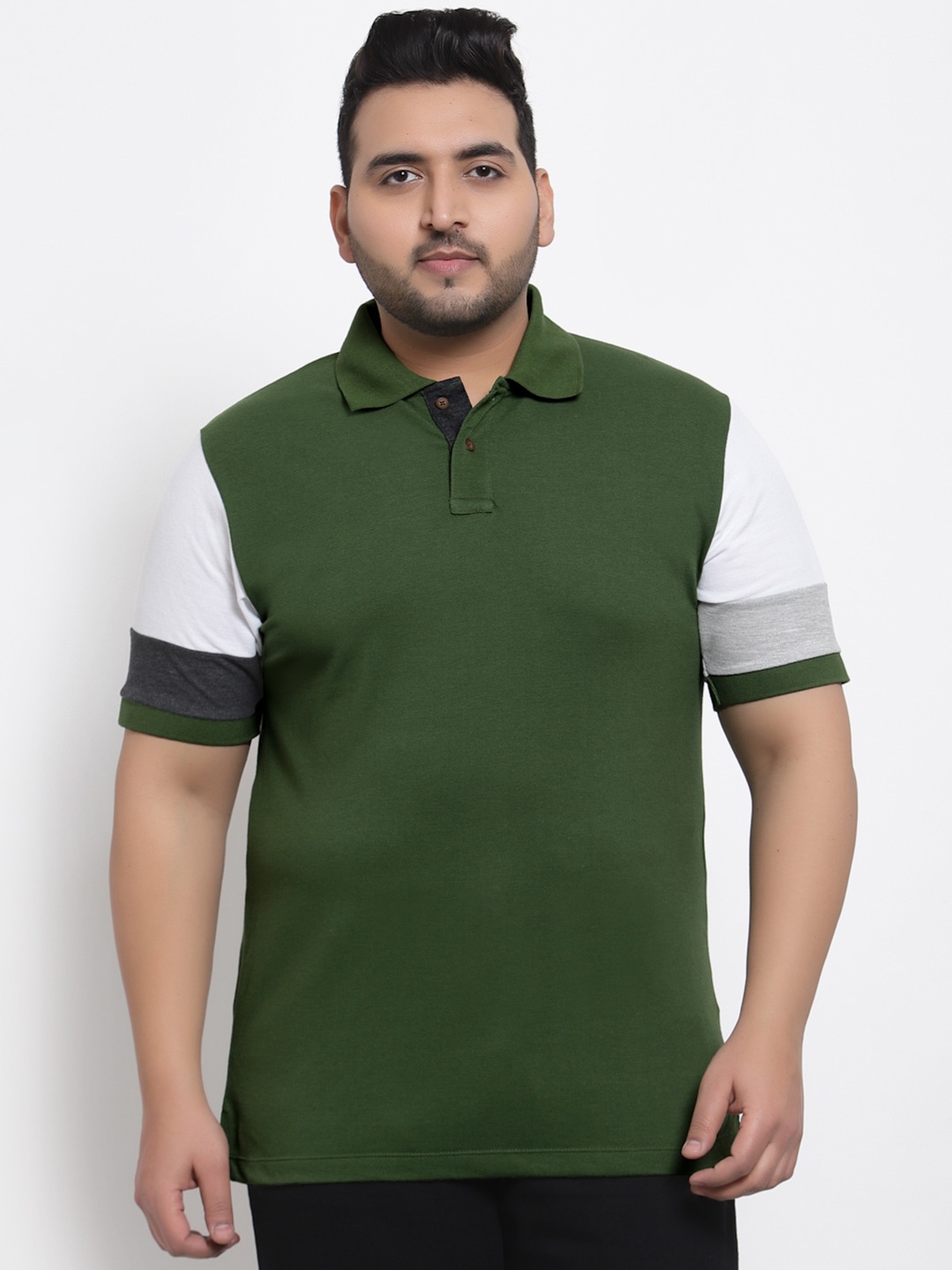 

Kalt Men Green Colourblocked Polo Collar Applique T-shirt