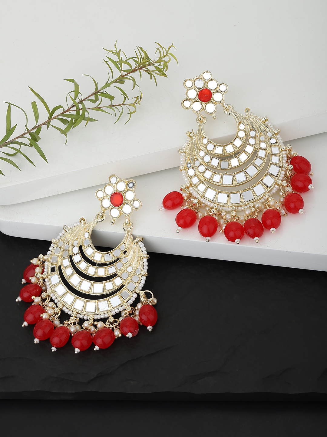 

KOLHA-BY CARLTON Red Gold-Plated Mirror Beaded Crescent Shaped Chandbalis
