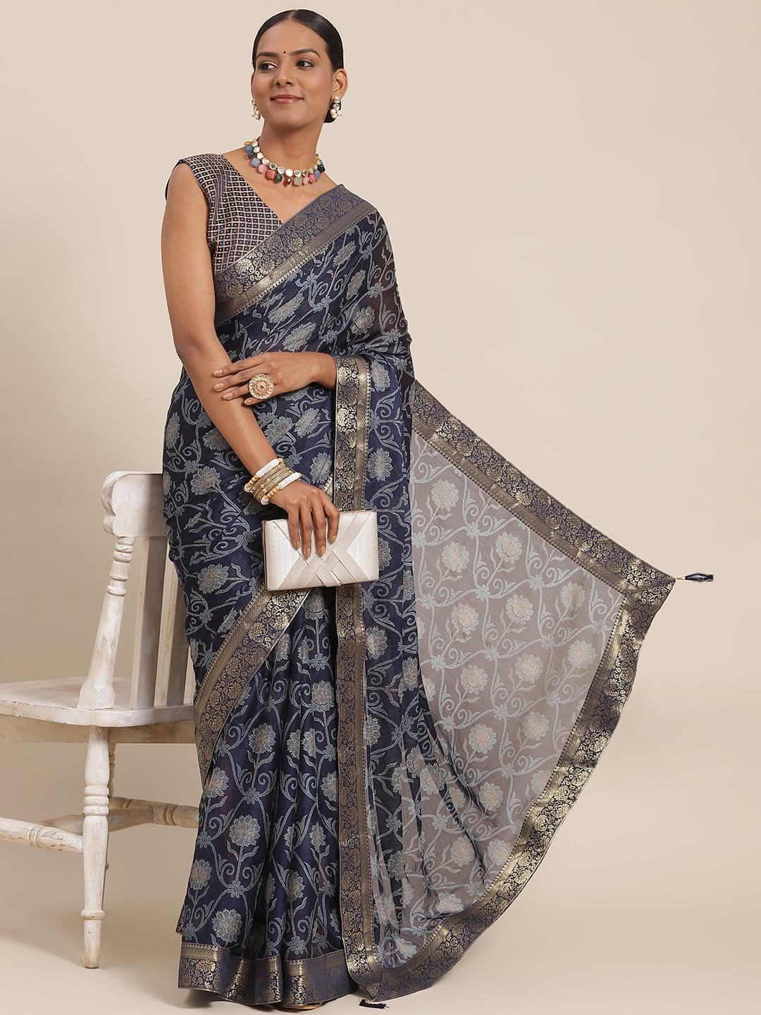 

Satrani Navy Blue Floral Printed Chiffon Saree