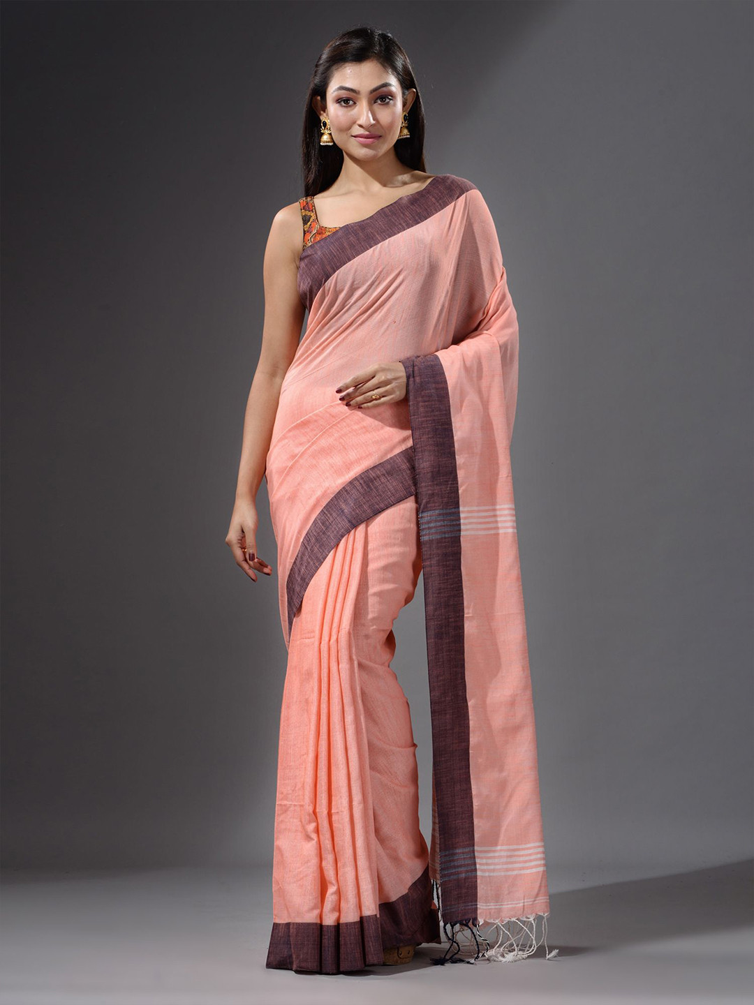 

Charukriti Cream-Coloured & Brown Pure Cotton Saree