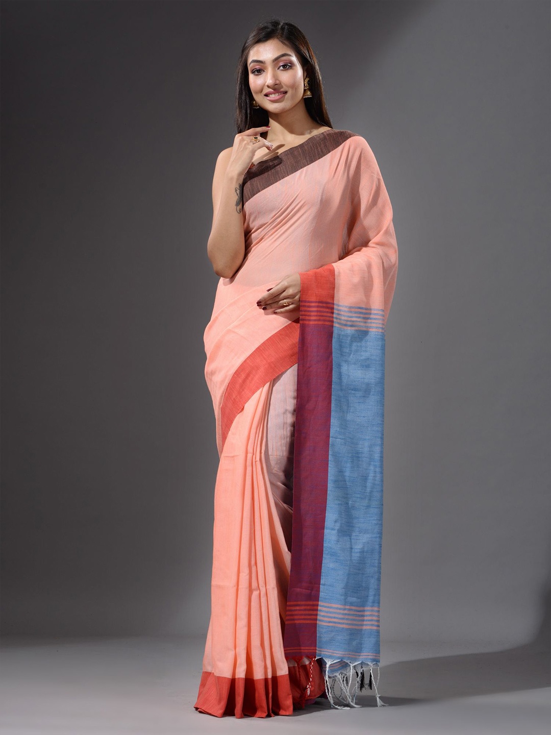 

Charukriti Cream-Coloured & Blue Pure Cotton Saree