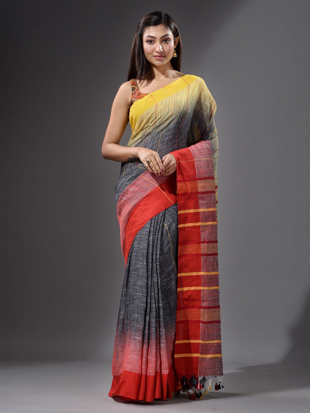 

Charukriti Grey & Yellow Woven Design Pure Cotton Saree