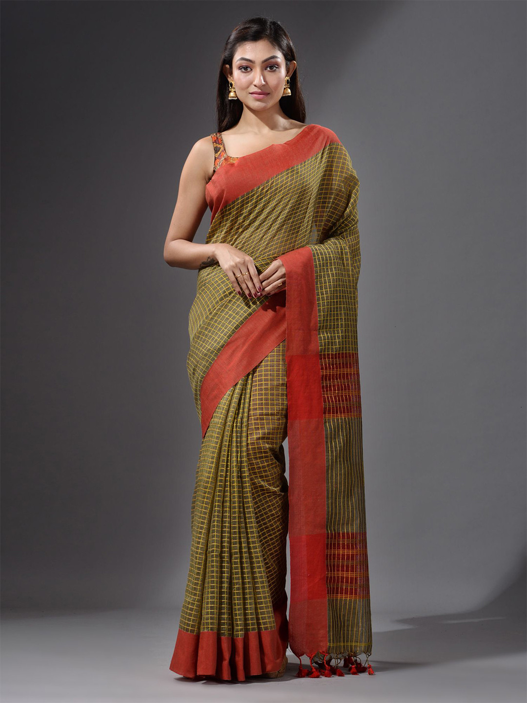 

Charukriti Green & Red Checked Handloom Saree