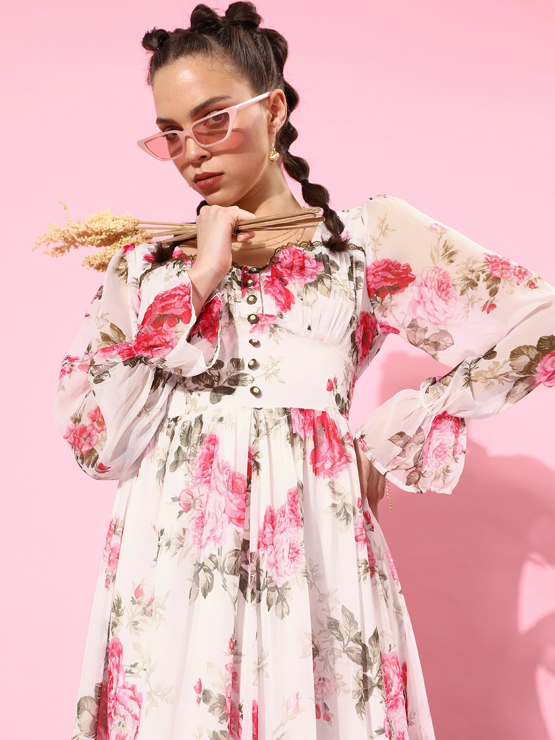 

QUIERO Women Classic White Floral Bustier Dress