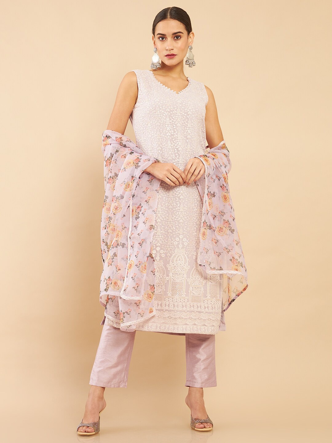 

Soch Women White & Purple Embroidered Chikankari Georgette Kurta Set With Dupatta