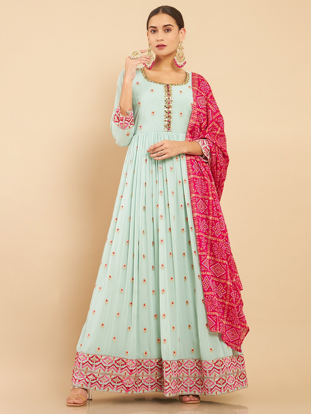 

Soch Women Green Embroidered Pleated Georgette Kurta With Churidar & Dupatta
