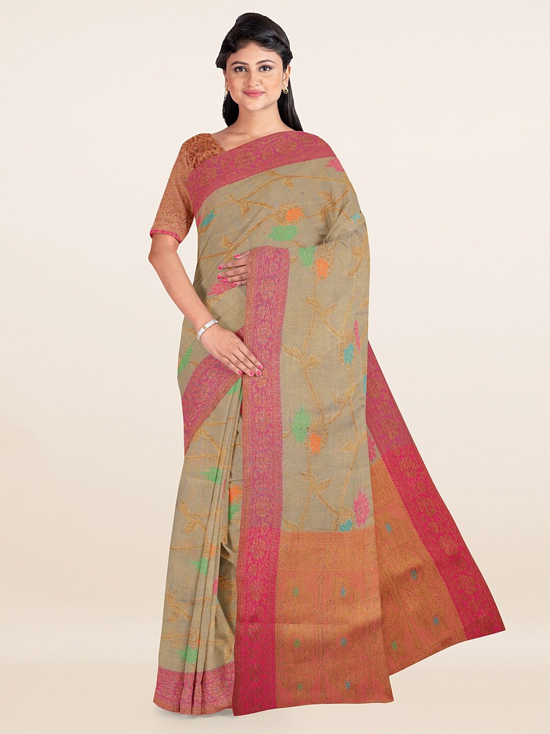 

Pothys Beige & Red Floral Printed Cotton Blend Saree