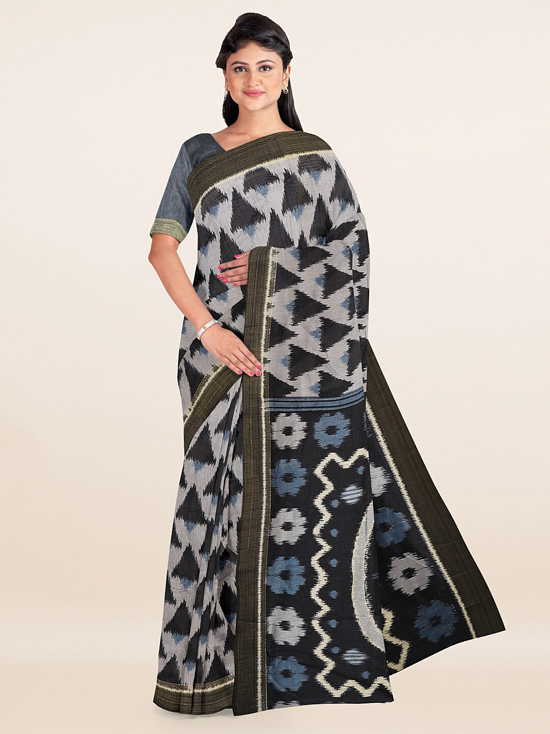 

Pothys Grey & Blue Printed Saree