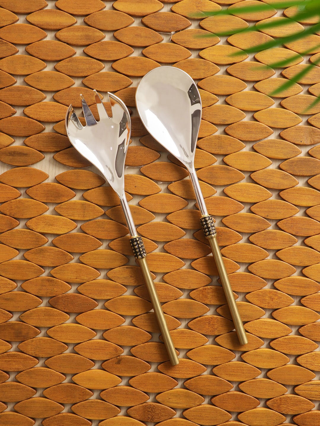 

ExclusiveLane Set Of 2 Silver-Toned Stainless Steel & Brass Spatula