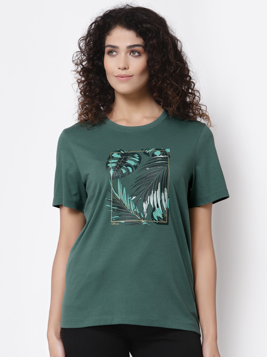 

Mode by Red Tape Women Green Tropical Printed Pure Cotton T-shirt