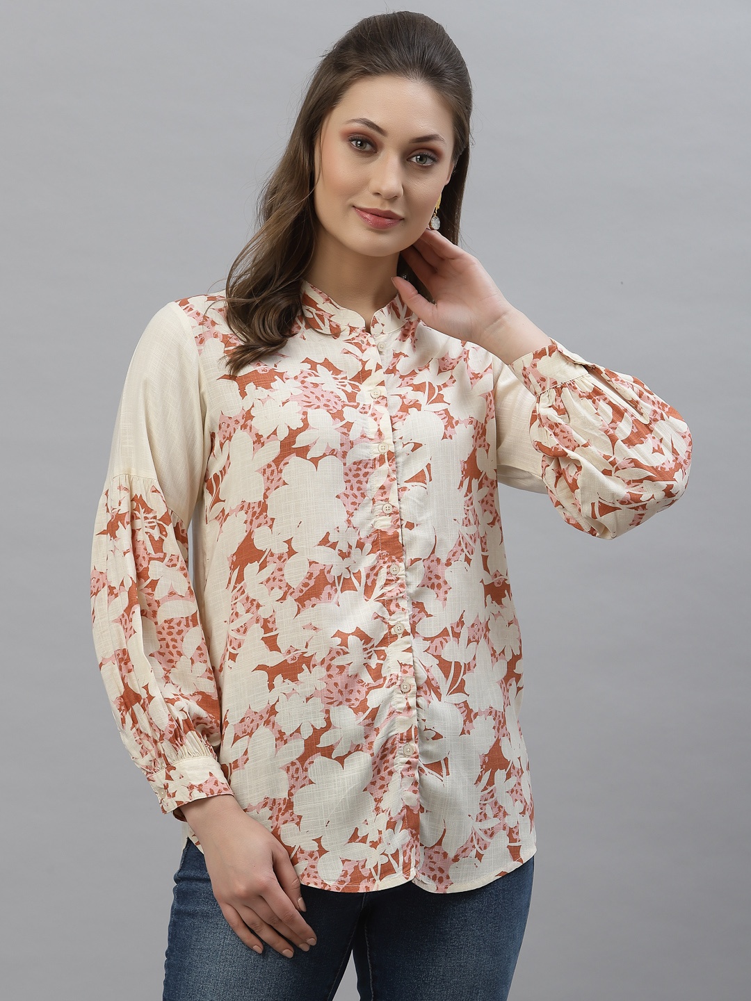 

Mode by Red Tape Beige Floral Print Mandarin Collar Top