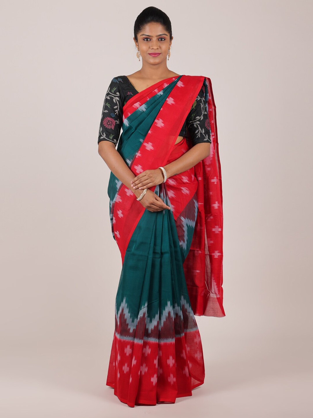 

Pothys Green & Red Printed Saree