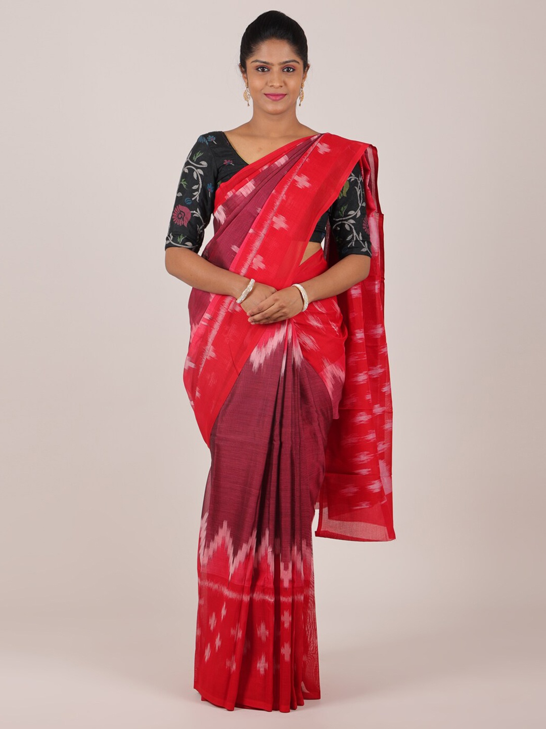 

Pothys Maroon & Red Geometric Printed Silk Cotton Saree