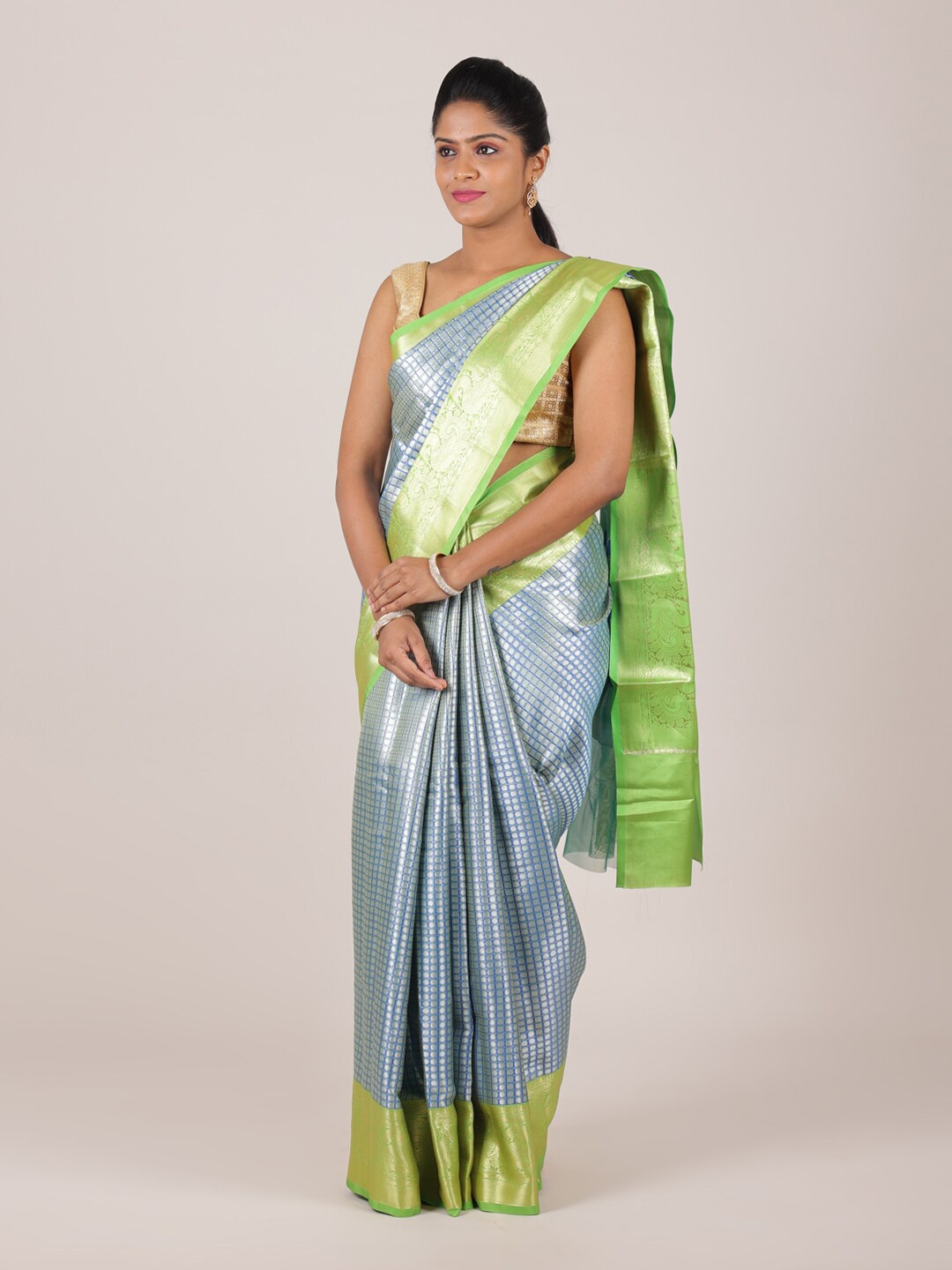 

Pothys Grey & Silver-Toned Woven Design Zari Saree