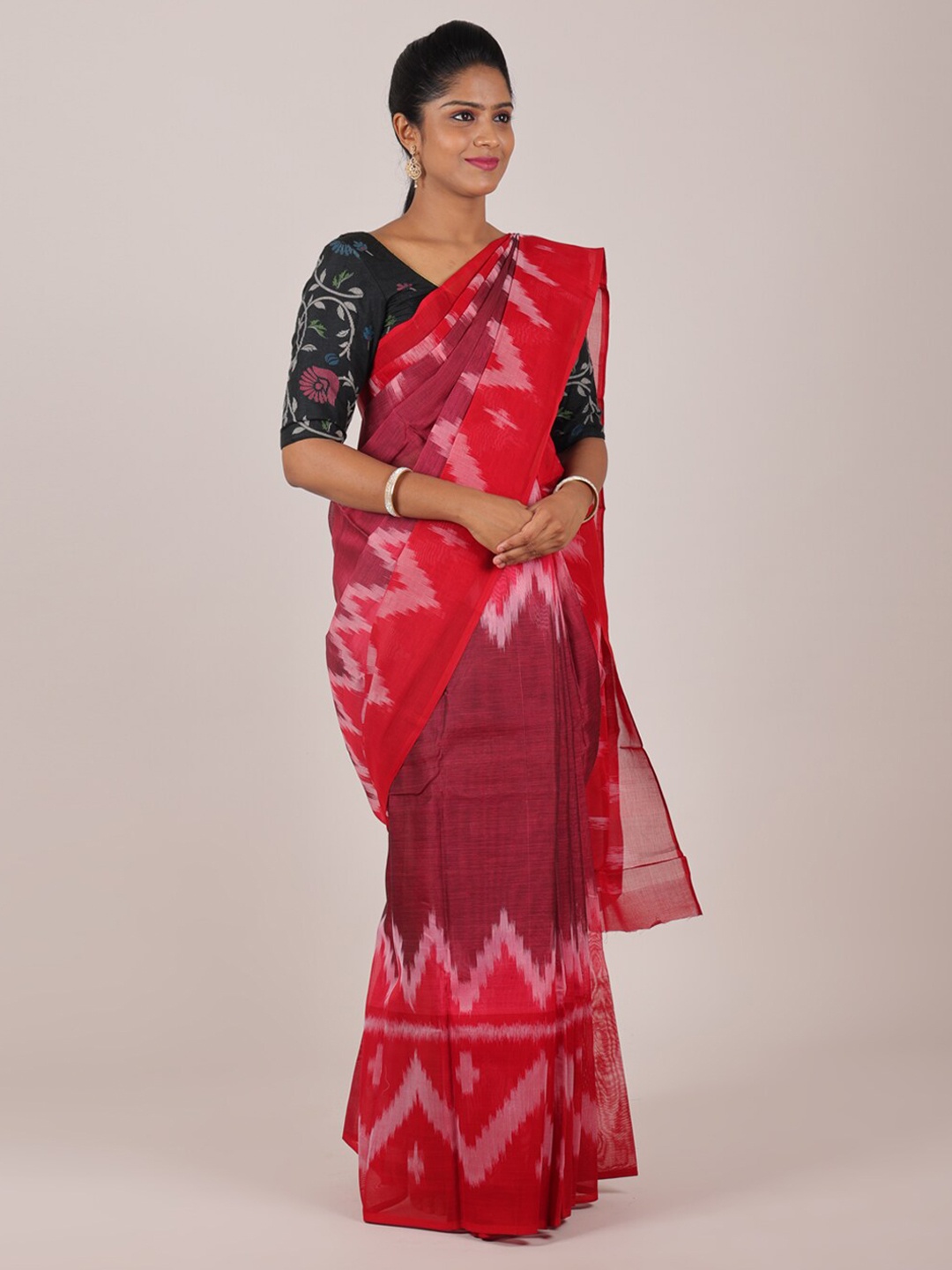 

Pothys Maroon & White Zari Silk Cotton Saree