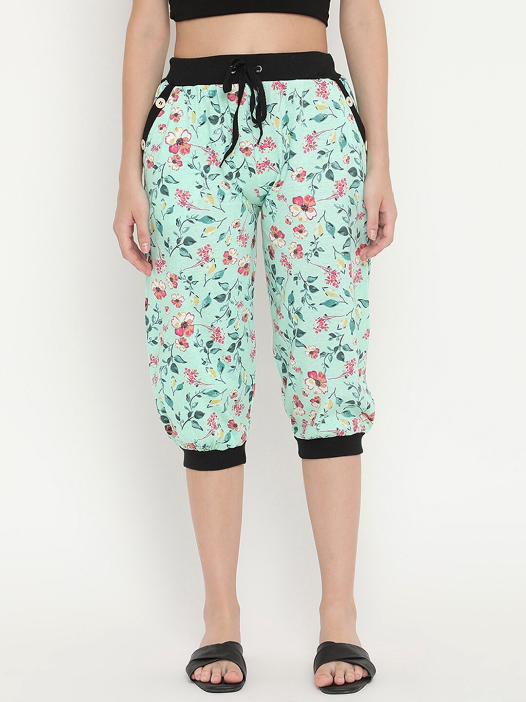 

V2 Value & Variety Women Floral Printed Lounge Capris, Sea green