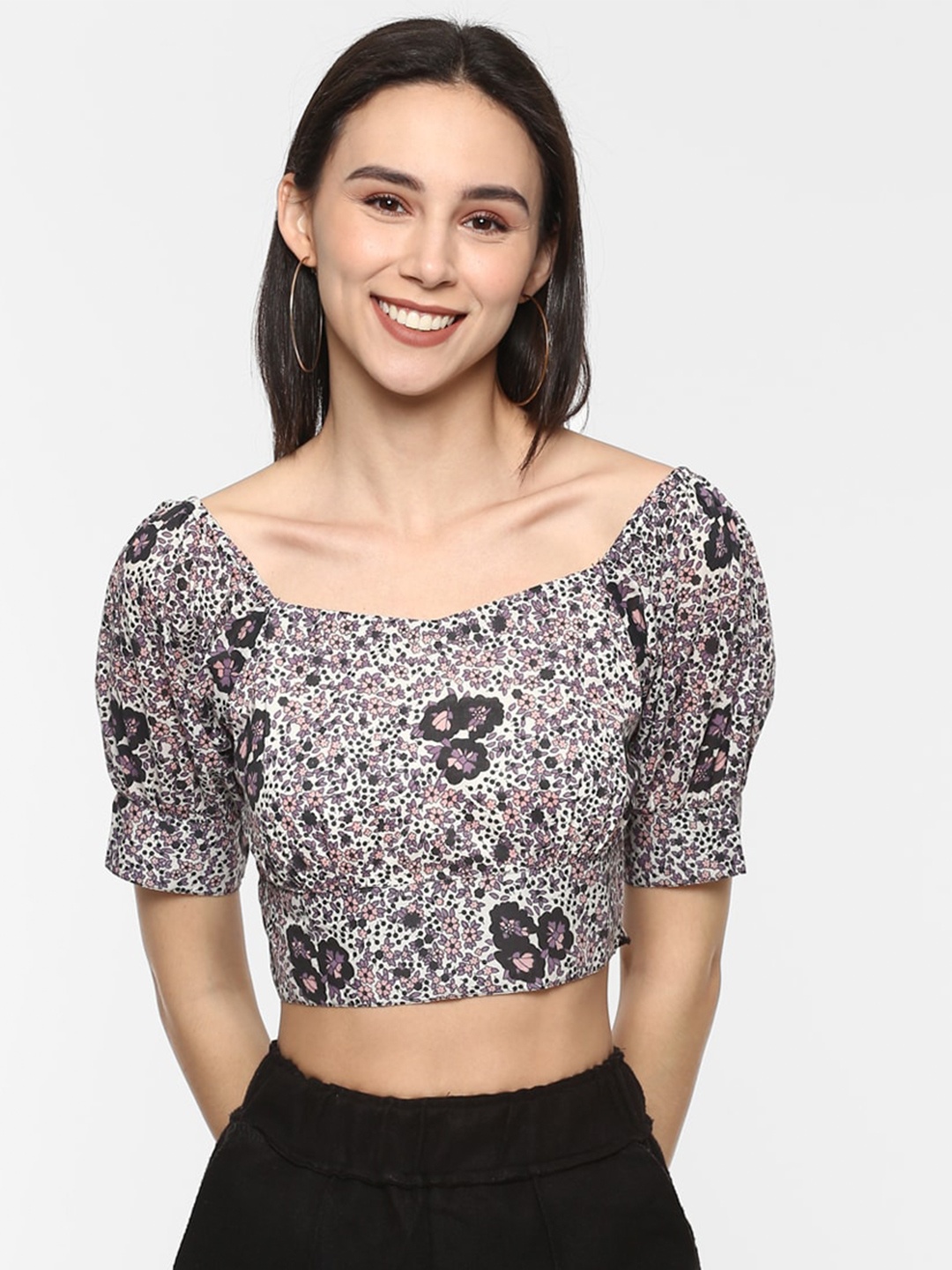 

Porsorte Purple Print Smocked Crop Top