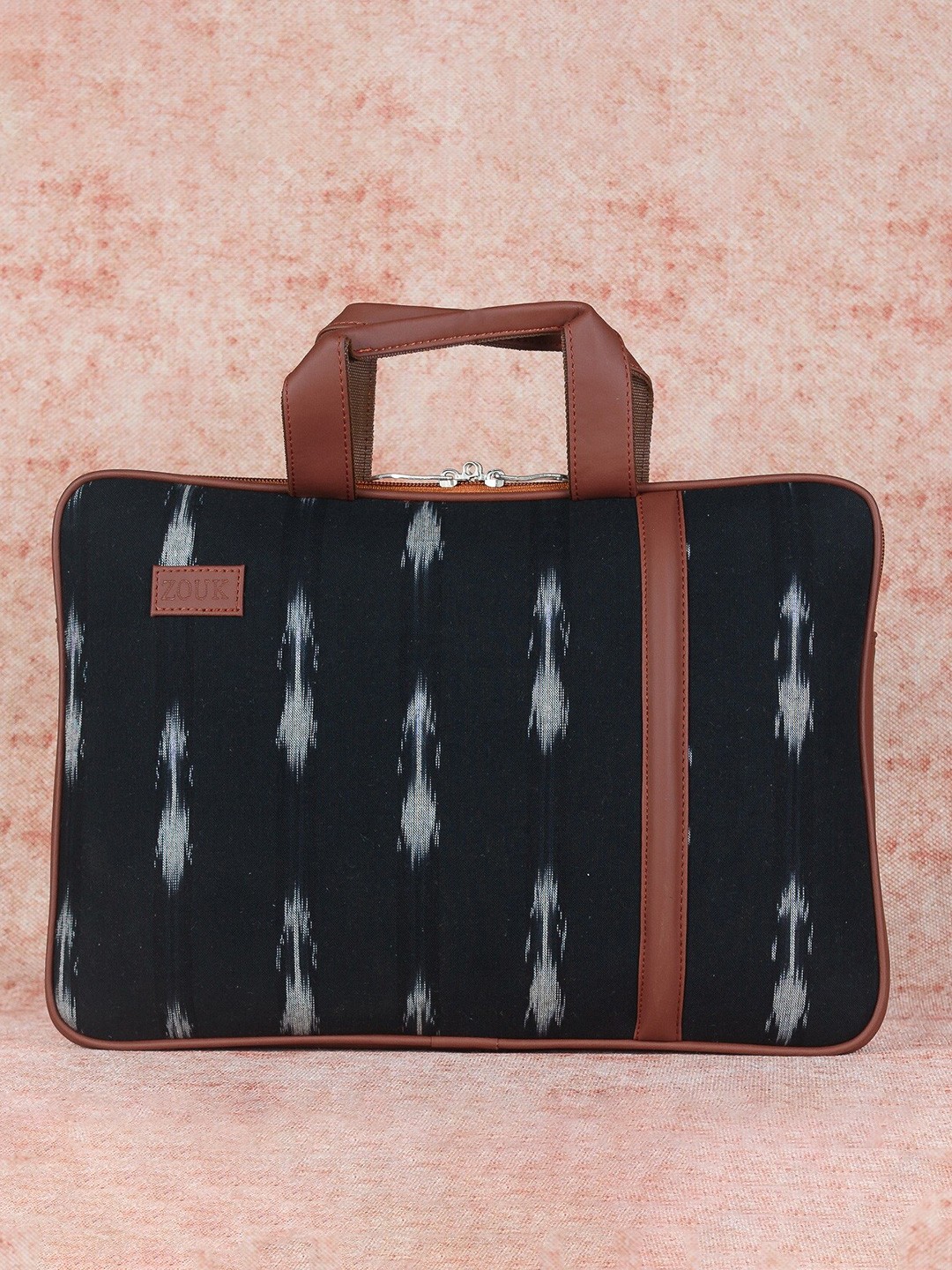 

ZOUK Women Black & Brown Printed Laptop Sleeve