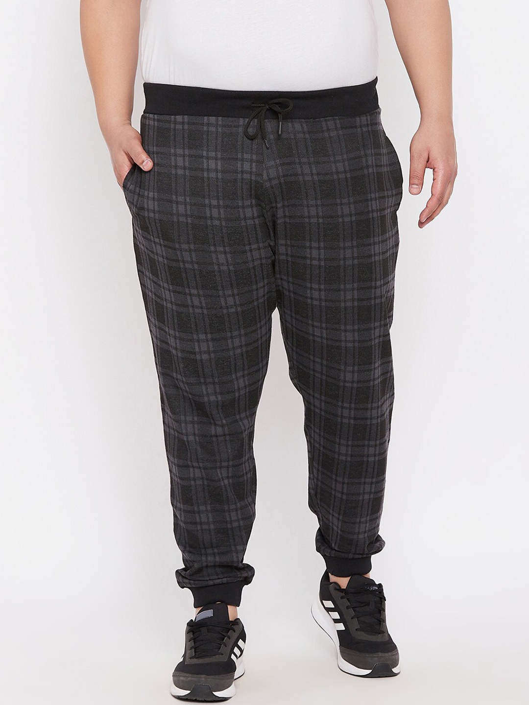 

AUSTIVO Men Black & Grey Plus Size Checked Joggers