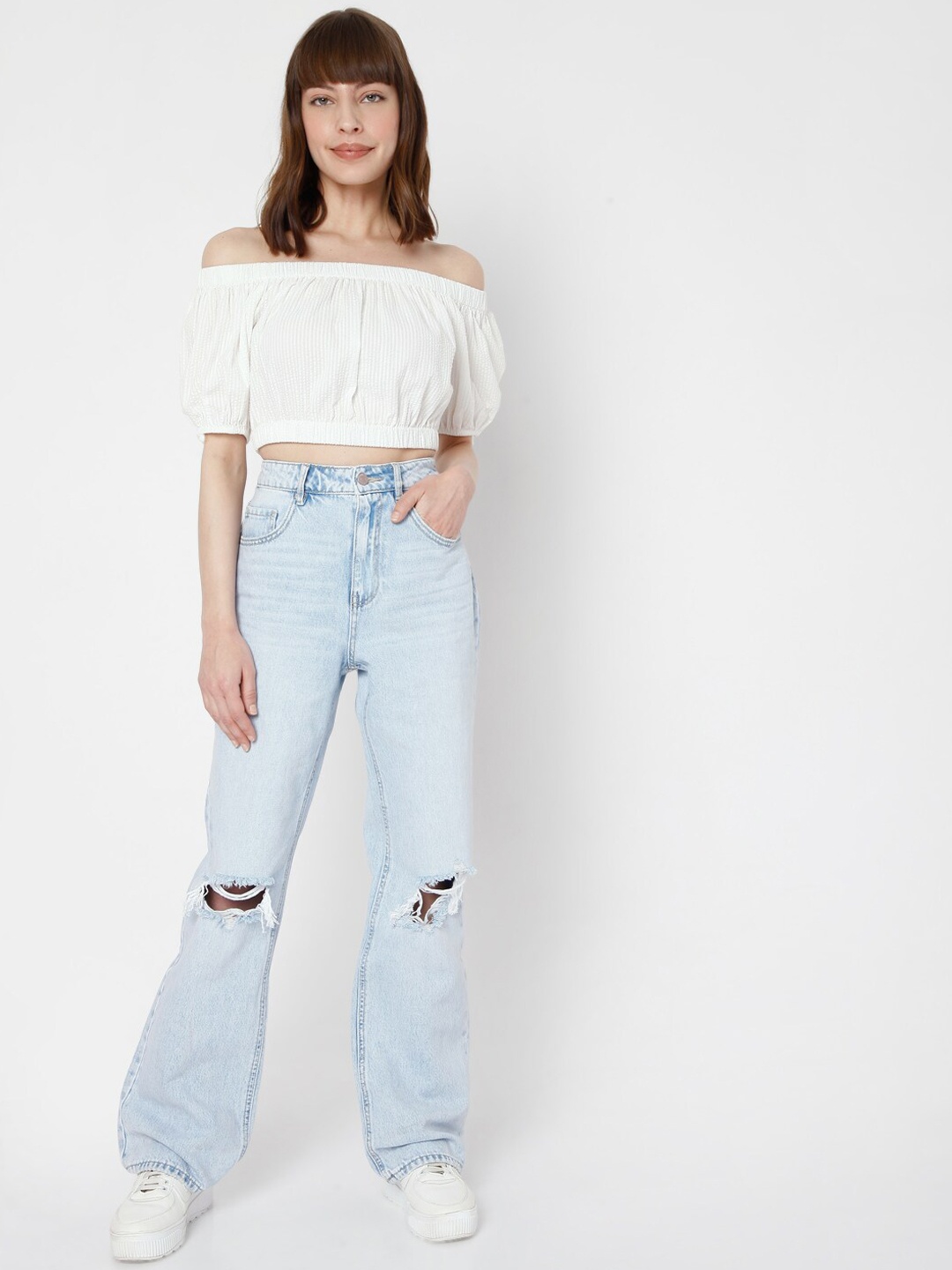

Vero Moda Women Blue Straight Fit High-Rise Highly Distressed Jeans