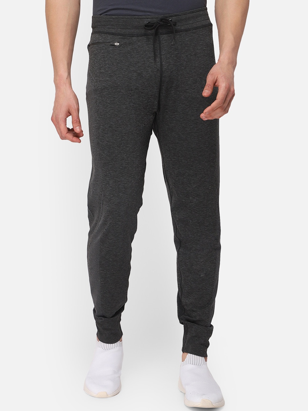 

hummel Men Black Solid Track Pants