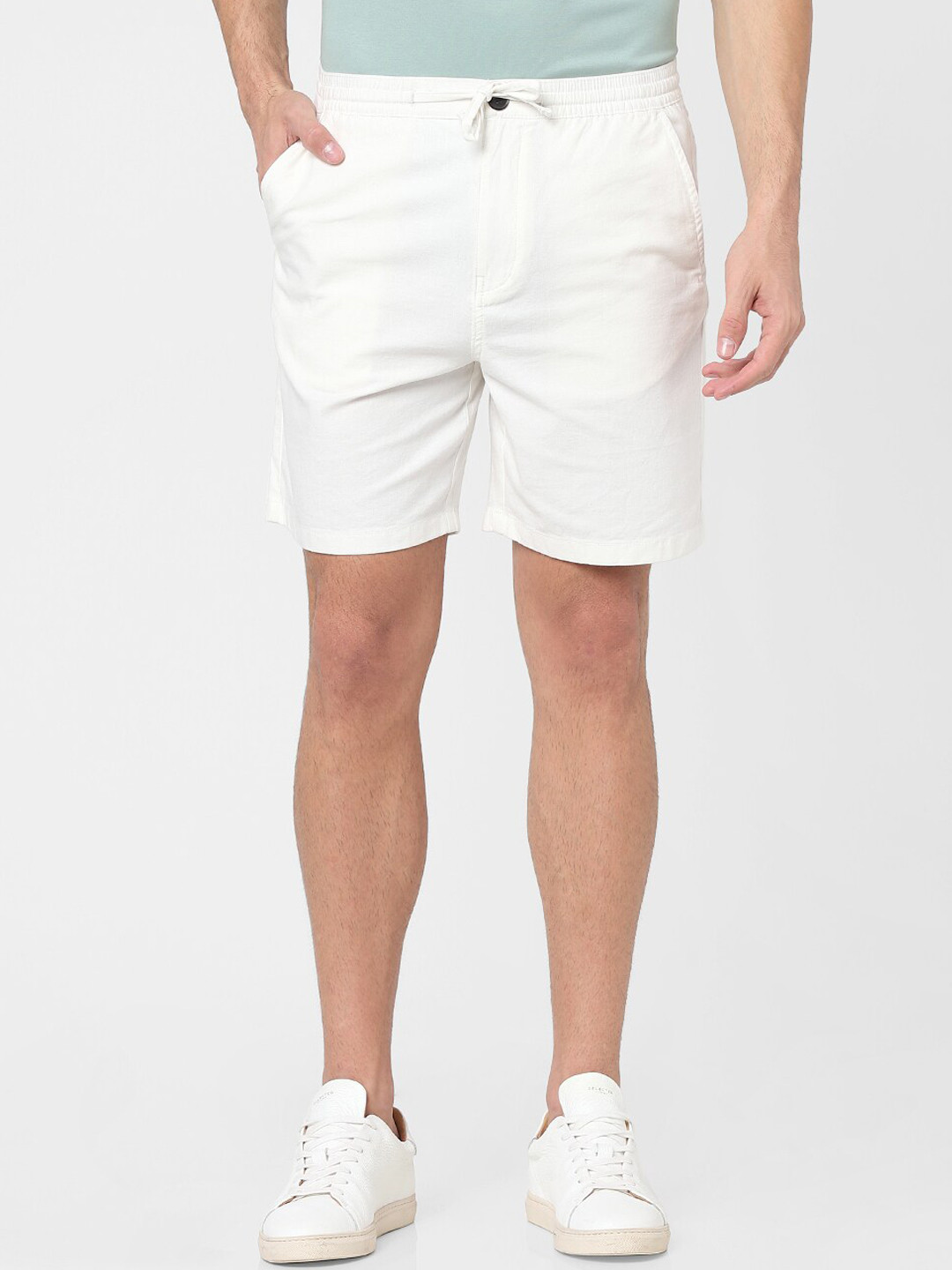 

SELECTED Men White Solid Organic Cotton Shorts