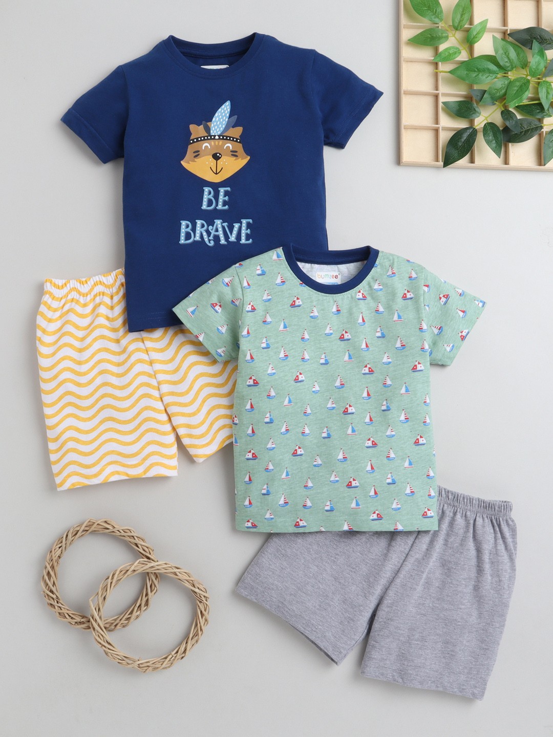 

BUMZEE Boys Pack Of 2 Navy Blue & Green Pure Cotton T-Shirt & Shorts
