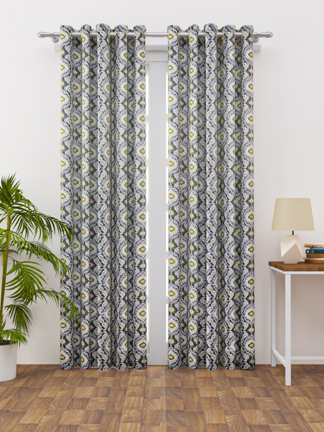 

HAPPY HUES Grey & Taupe Geometric Door Curtain